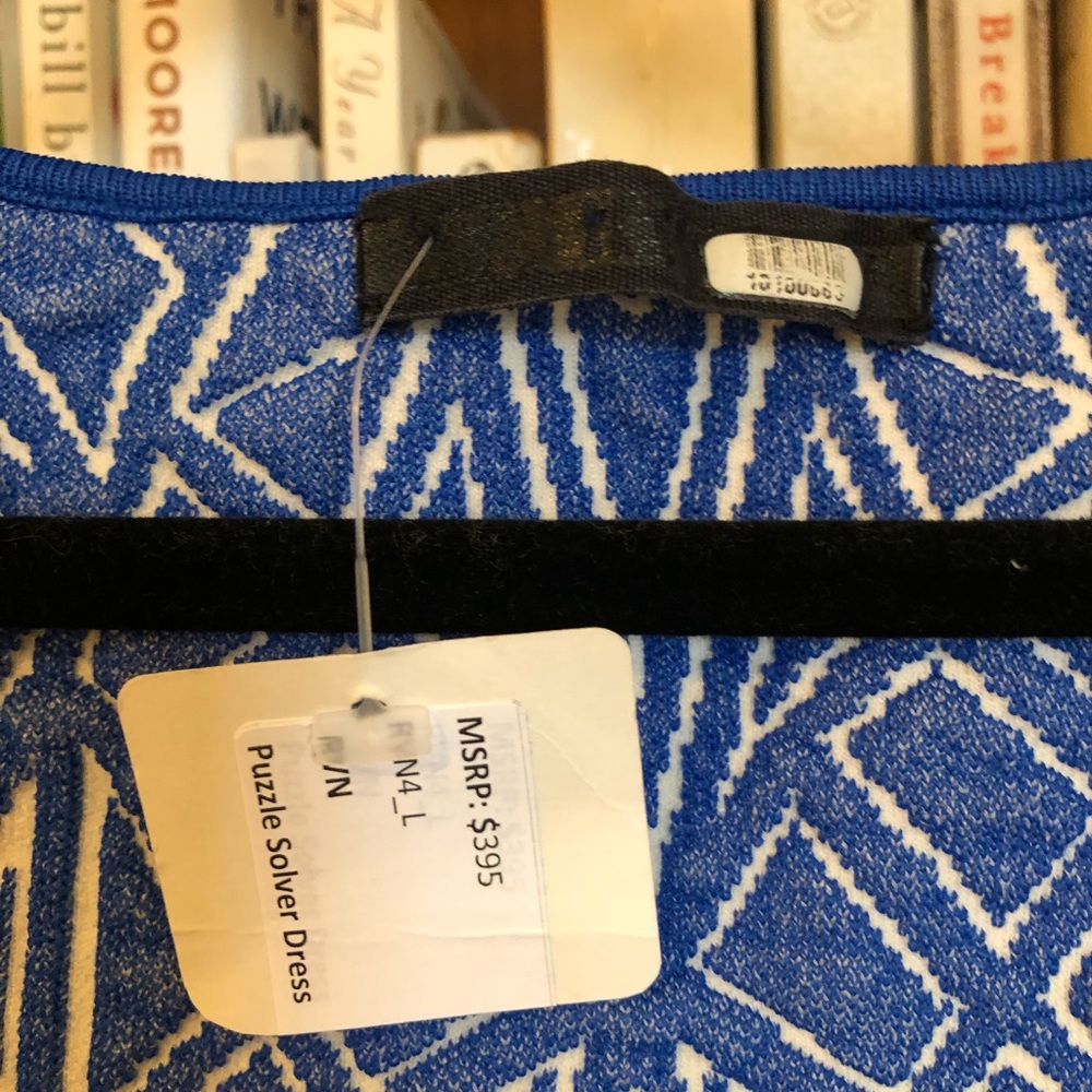 ❤️ NWT RVN Geometric “Puzzle Solving” Bodycon Dress - Picture 7 of 7